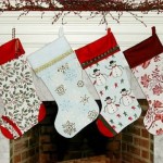 Stenciled Christmas: More Stockings